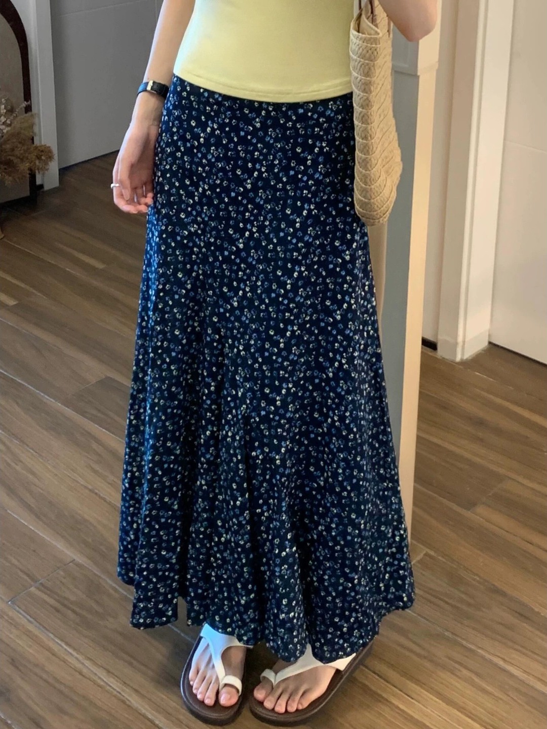 Jupe midi évasée à imprimé flo - Midi Skirt Floral avis et prix